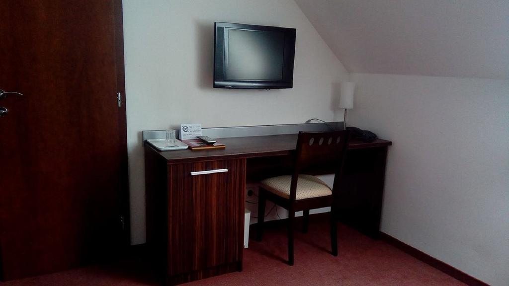 Hotel Barbakan Trnava Exterior foto